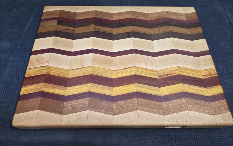 3D cutting board.